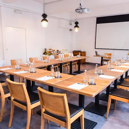 Отель Mokotow Варшава