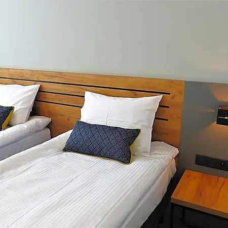 Mokotow 2* 华沙